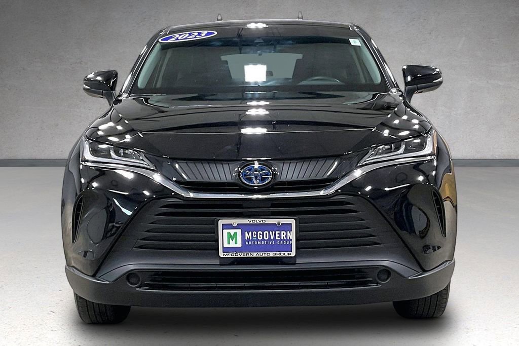Used 2023 Toyota Venza LE AWD/4WD image 2