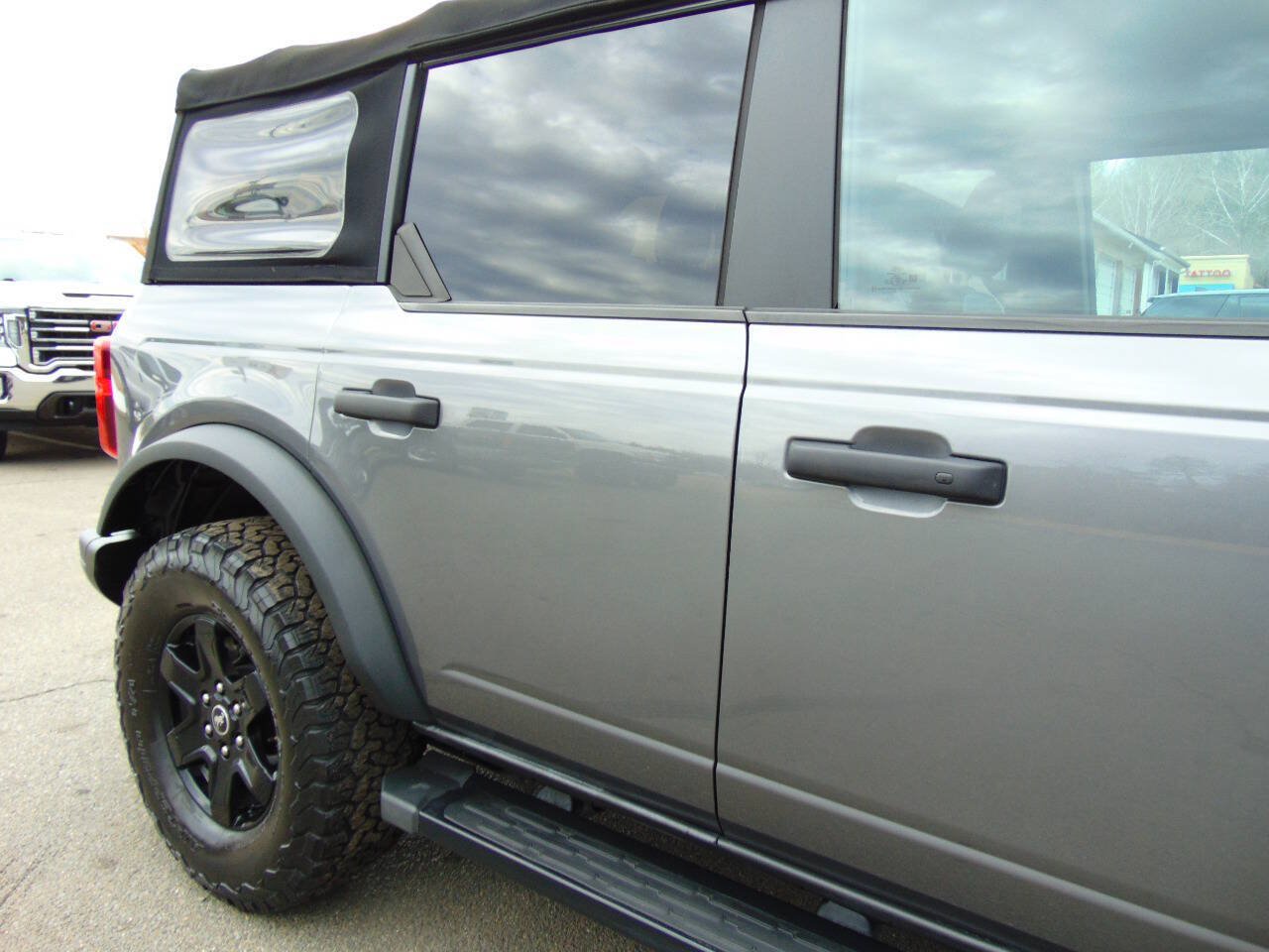 Used 2022 Ford Bronco Black Diamond AWD/4WD image 39