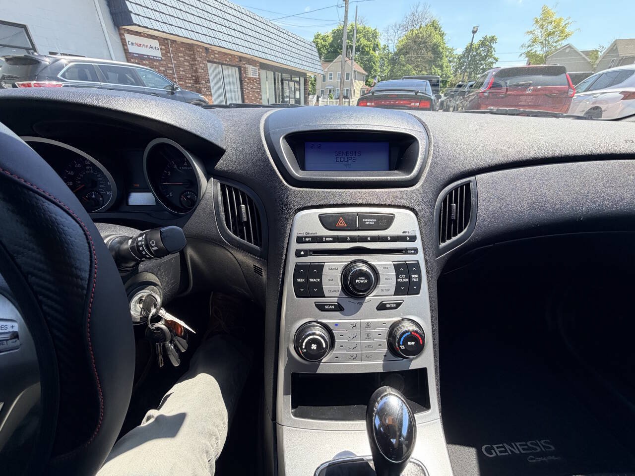 Used 2010 Hyundai Genesis 2.0T RWD image 40