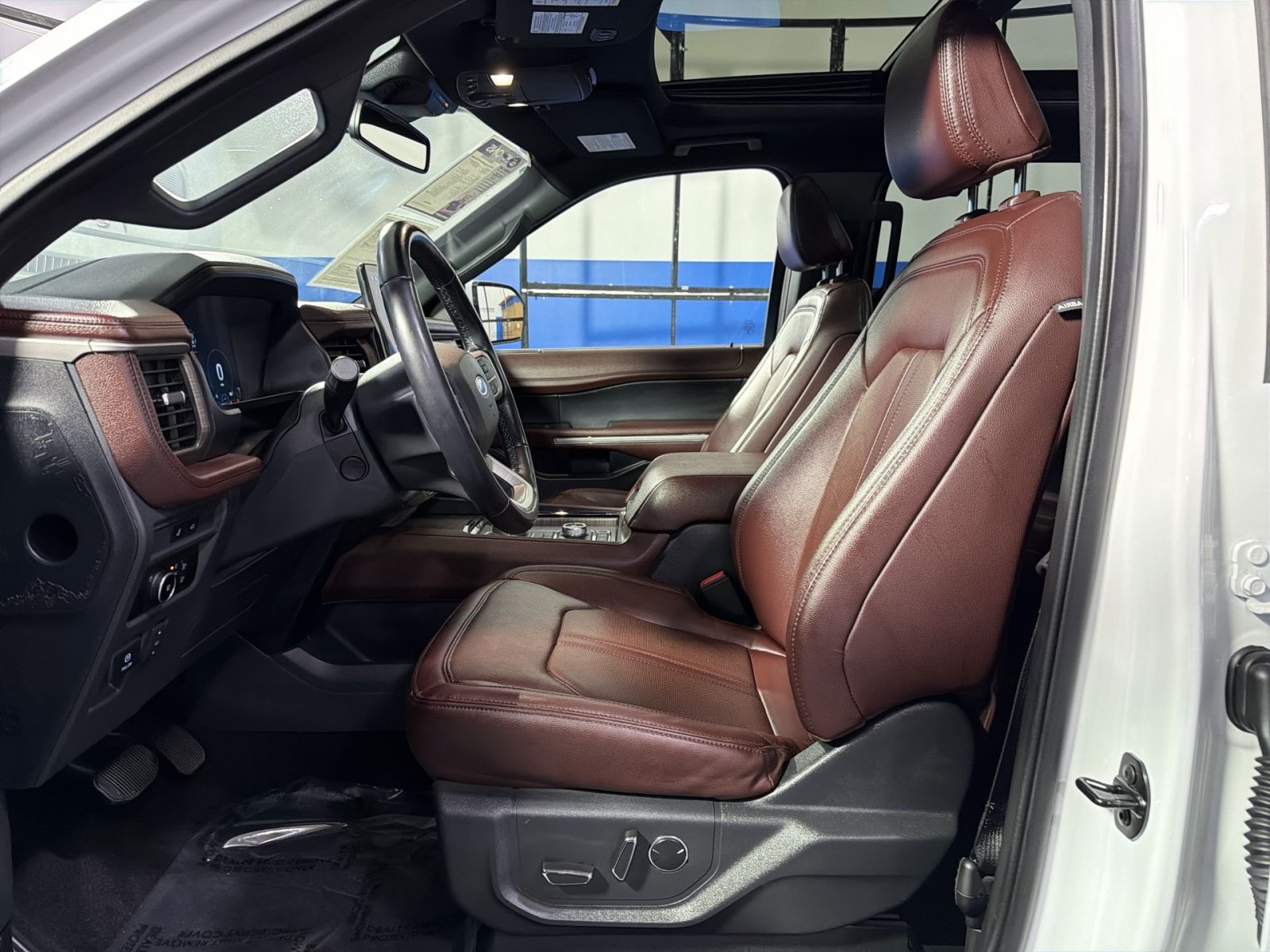 Used 2023 Ford Expedition Max Limited AWD/4WD image 25