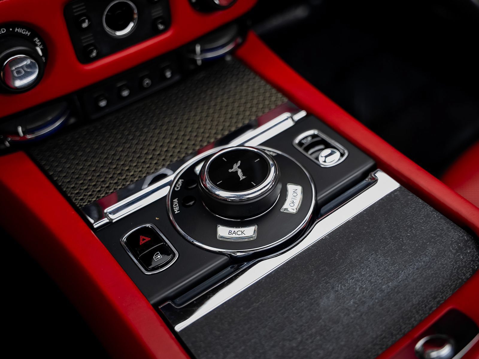 Used 2018 Rolls-Royce Dawn RWD image 48