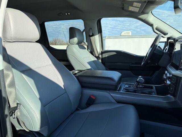 Used 2022 Ford F150 Lightning Pro w/ Max Trailer Tow Package image 40