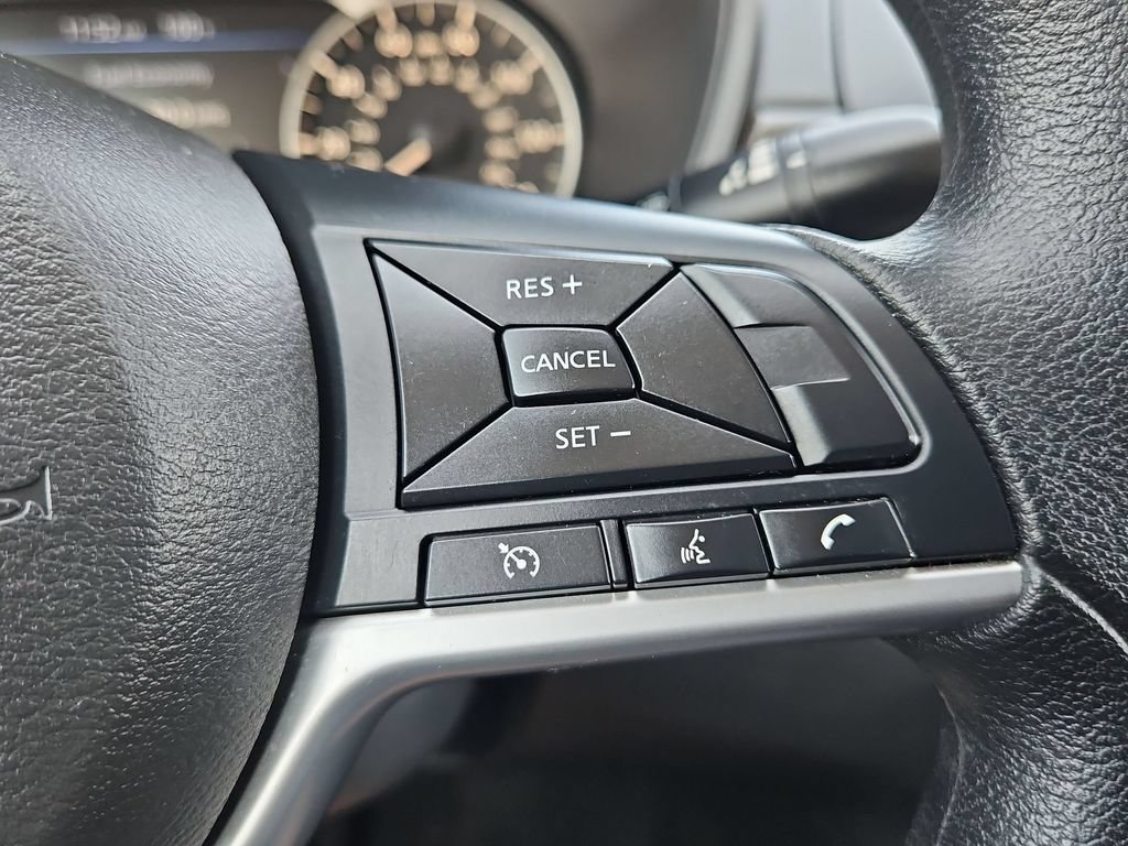 Used 2025 Nissan Altima 2.5 SV FWD image 22