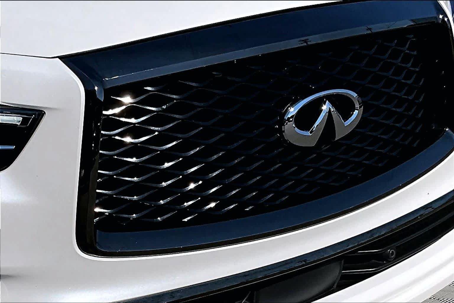 Used 2021 INFINITI QX80 Premium Select w/ Cargo Package AWD/4WD image 30