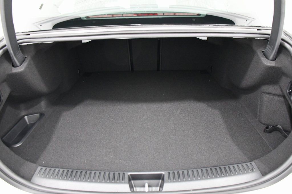 New 2026 Mercedes-Benz E 53 AMG e 4MATIC Sedan image 19