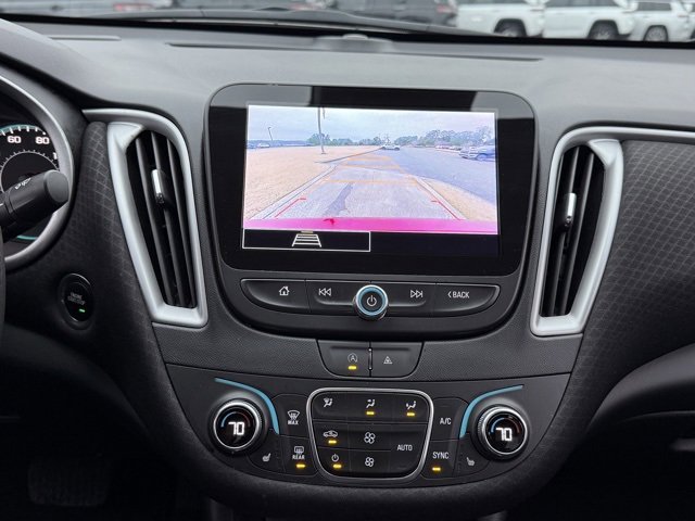 Used 2024 Chevrolet Malibu LT image 23