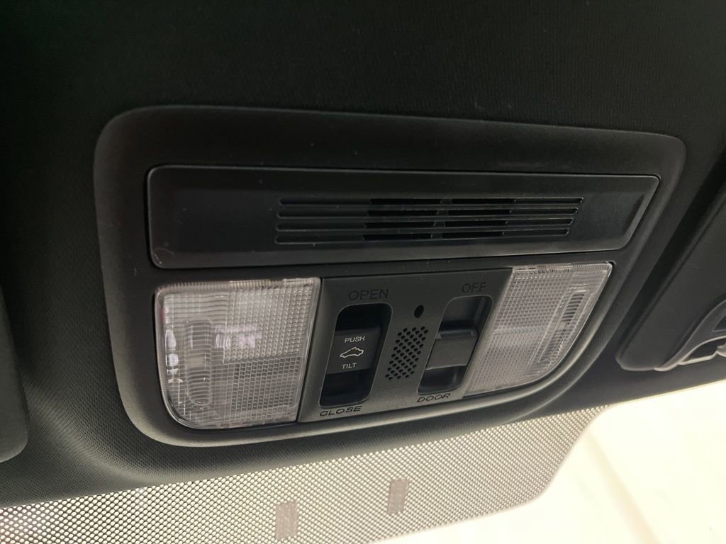 Used 2018 Honda Civic EX-T image 19