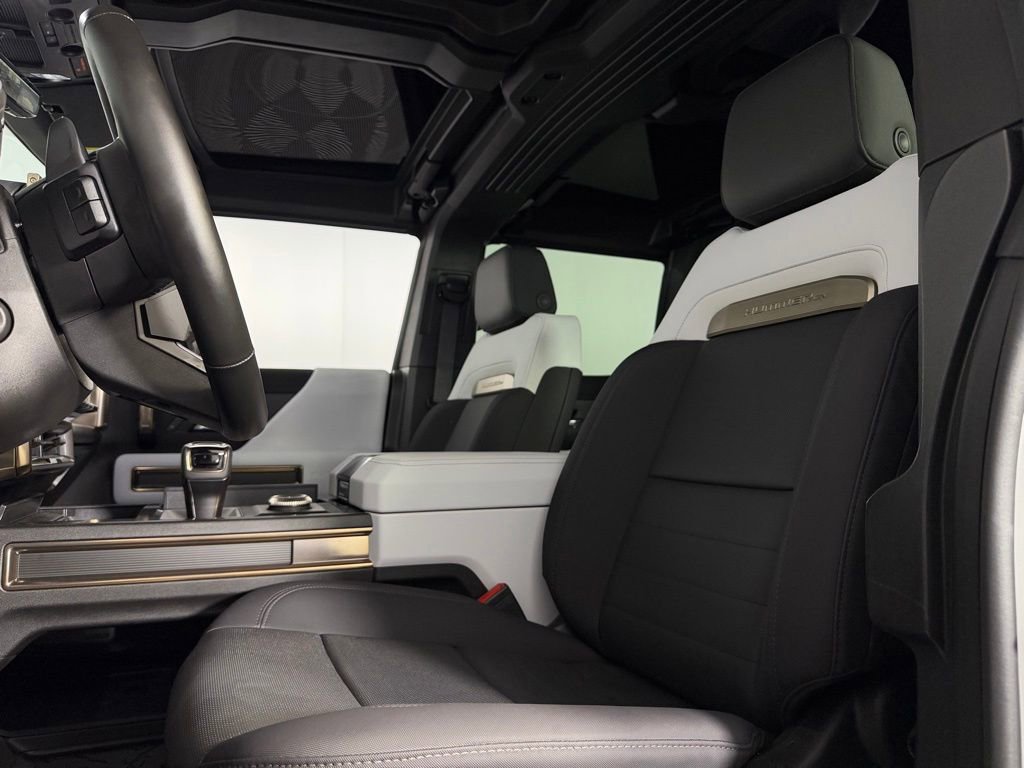 Used 2025 GMC Hummer EV 2X AWD/4WD image 23