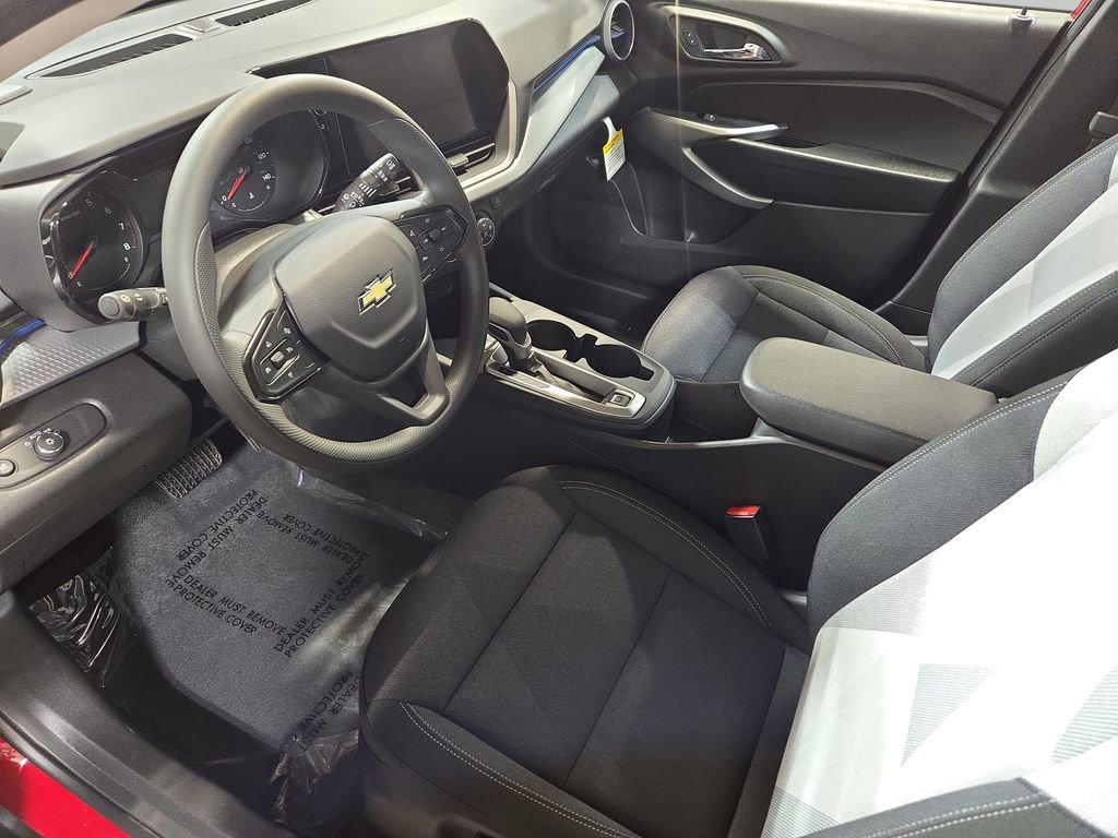 New 2026 Chevrolet Trax LS w/ LS Convenience Package FWD image 50