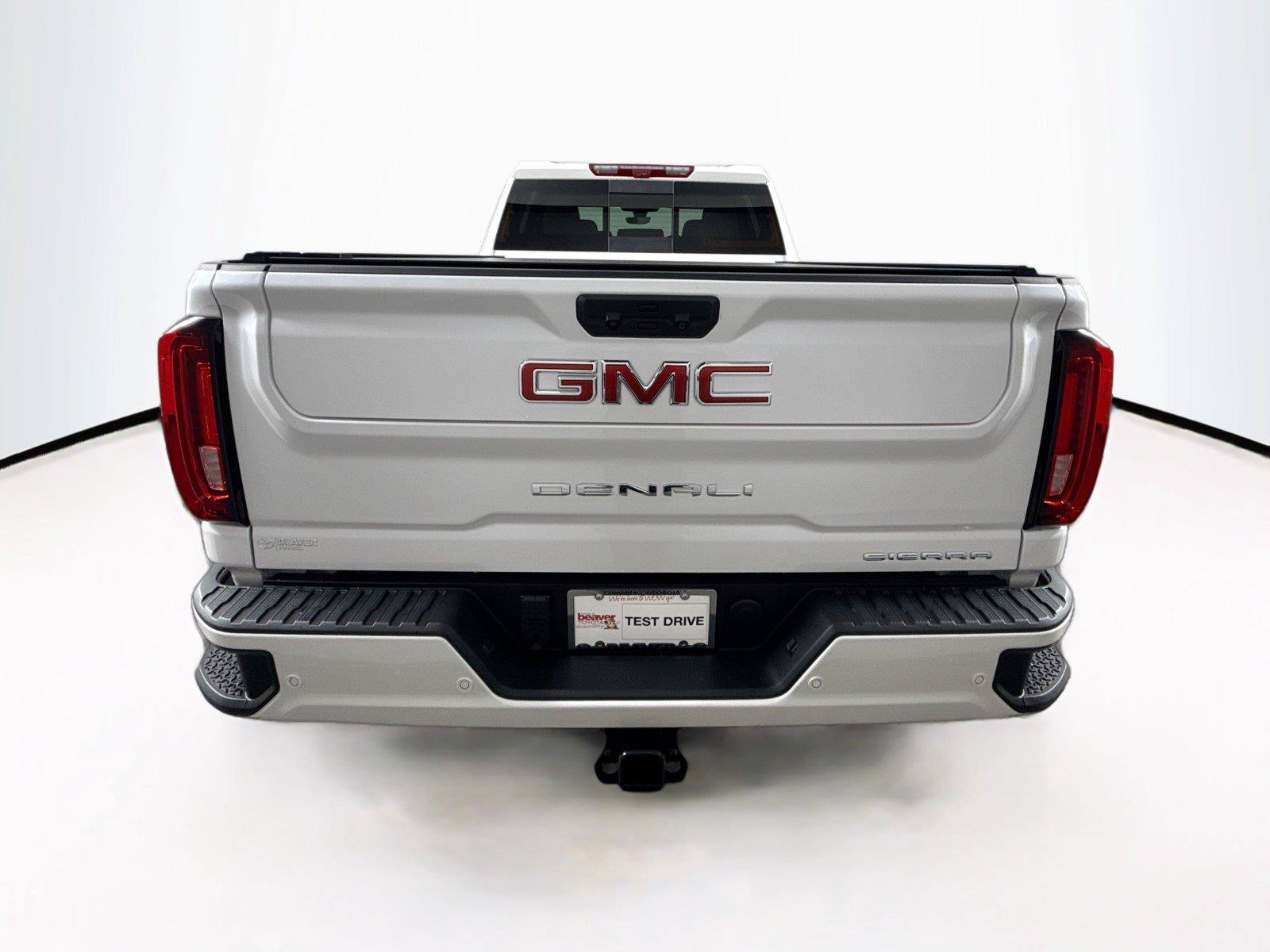Used 2022 GMC Sierra 2500 Denali w/ Denali Ultimate Package AWD/4WD image 8