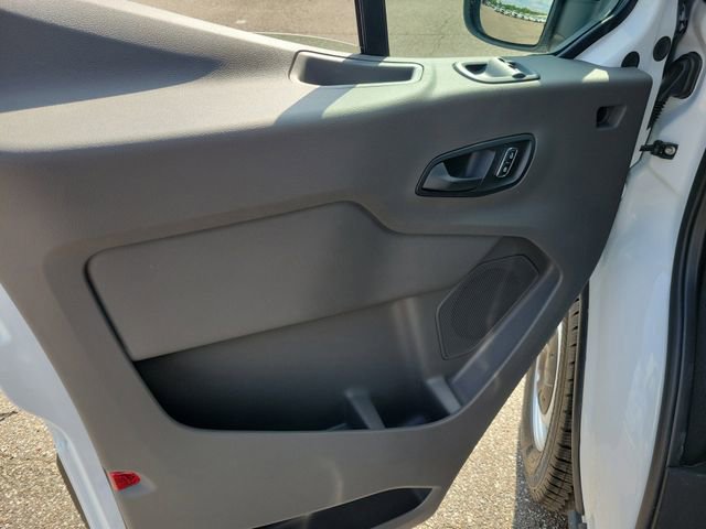 New 2026 Ford Transit 250 148 Medium Roof w/ Load Area Protection Package RWD image 12
