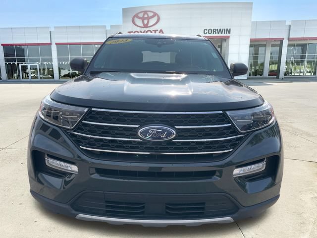 Used 2023 Ford Explorer XLT w/ Equipment Group 202A AWD/4WD image 8