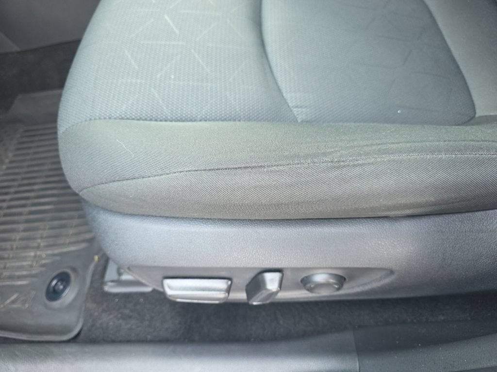 Certified 2025 Toyota RAV4 XLE w/ Convenience Package AWD/4WD image 16