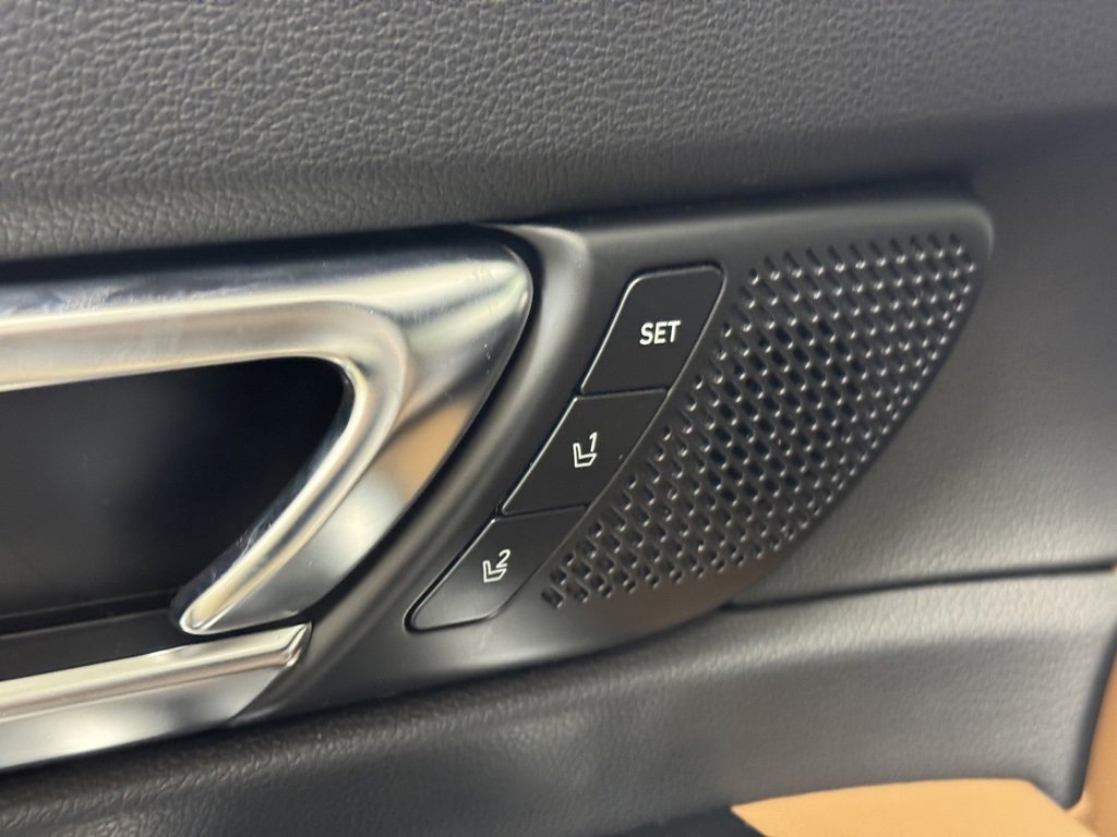 Used 2022 Kia Telluride SX w/ SX Prestige Package image 9