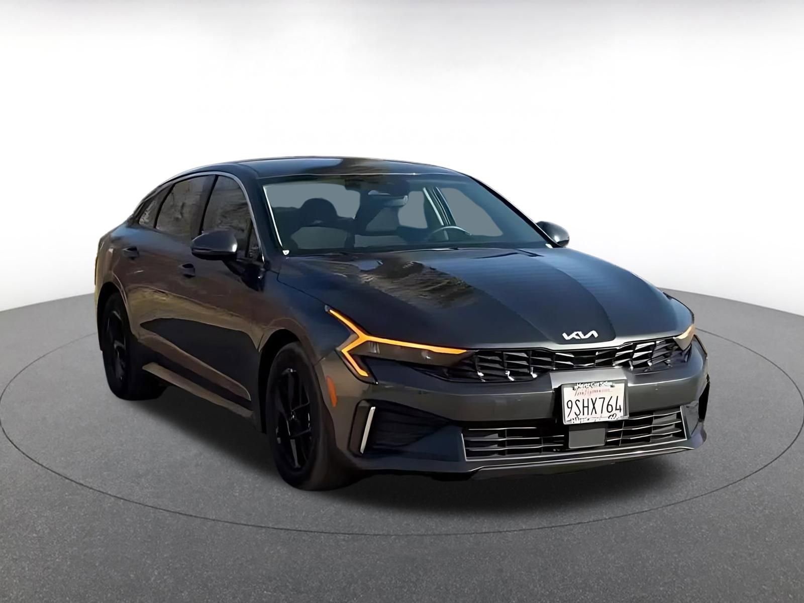 Used 2025 Kia K5 LXS FWD image 3