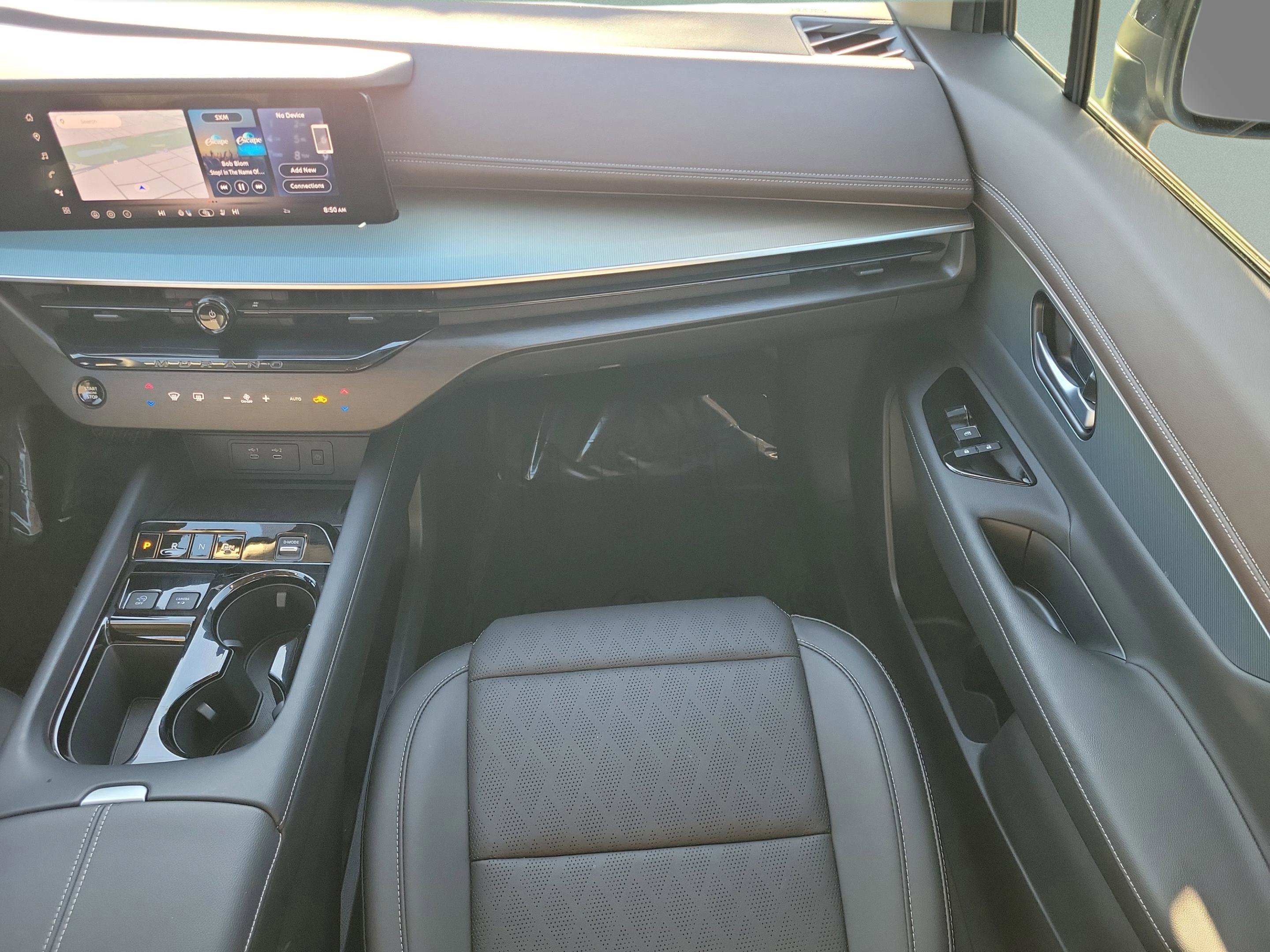 Certified 2025 Nissan Murano Platinum w/ Cargo Package image 15