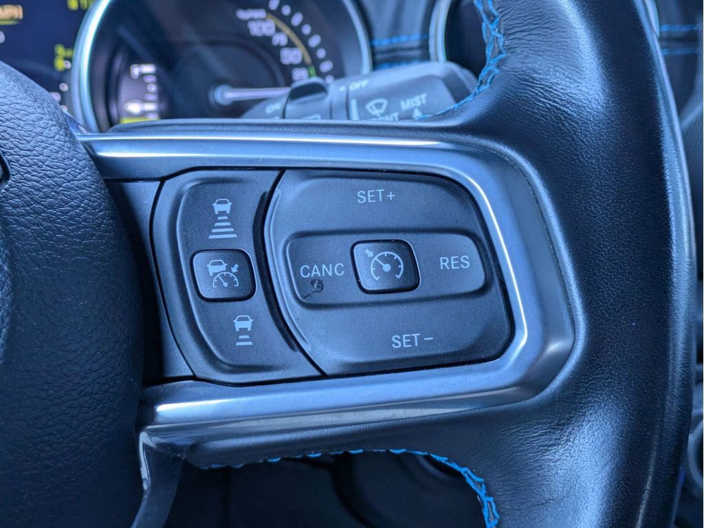 Used 2021 Jeep Wrangler Unlimited Rubicon 4xe w/ Cold Weather Group AWD/4WD image 23