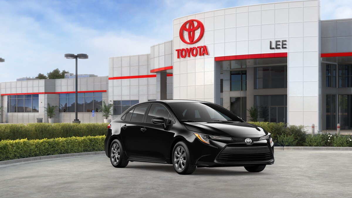 New 2026 Toyota Corolla LE FWD image 15