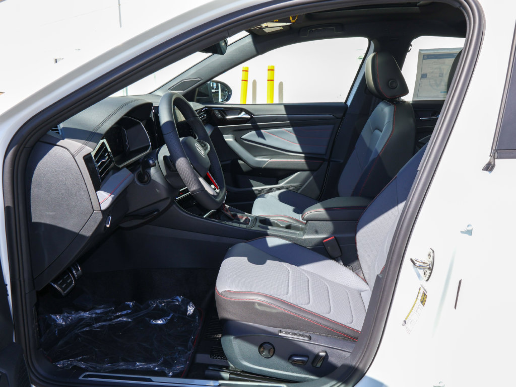 New 2027 Volkswagen Jetta GLI Autobahn FWD image 11