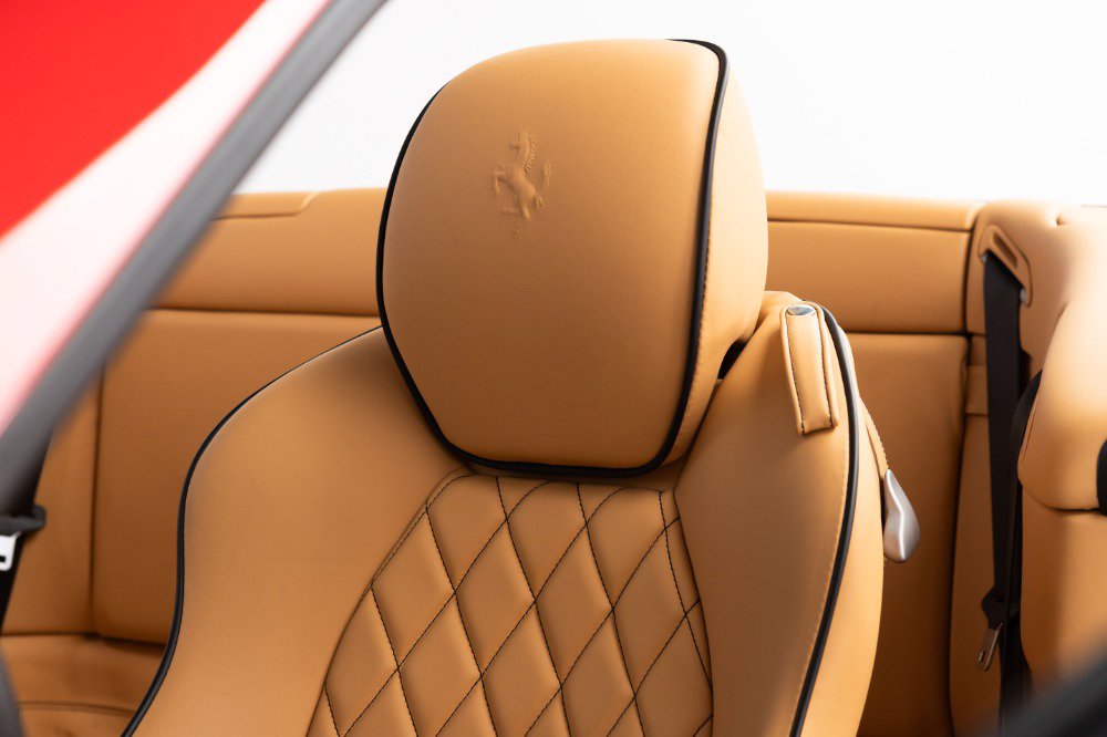 Used 2011 Ferrari California image 59