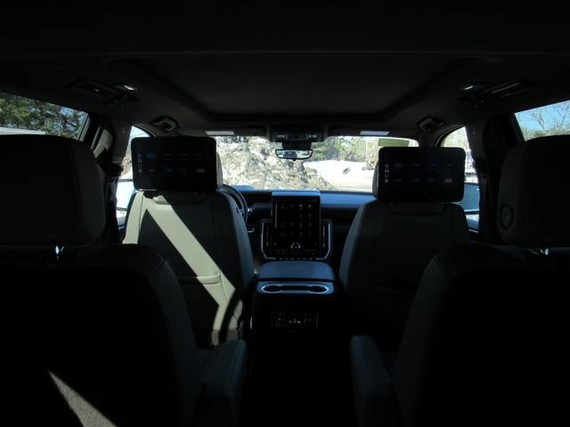 Certified 2025 GMC Yukon XL Elevation w/ Elevation Premium Package image 31