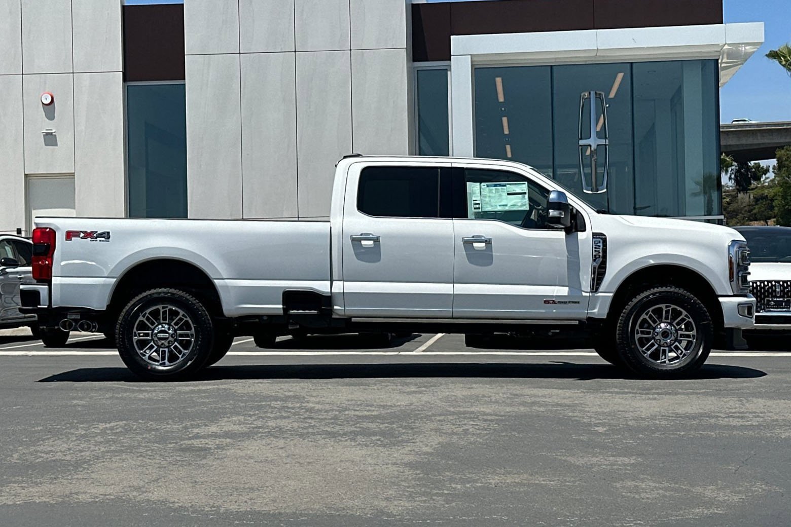 New 2025 Ford F250 Platinum w/ Platinum Plus Package image 2