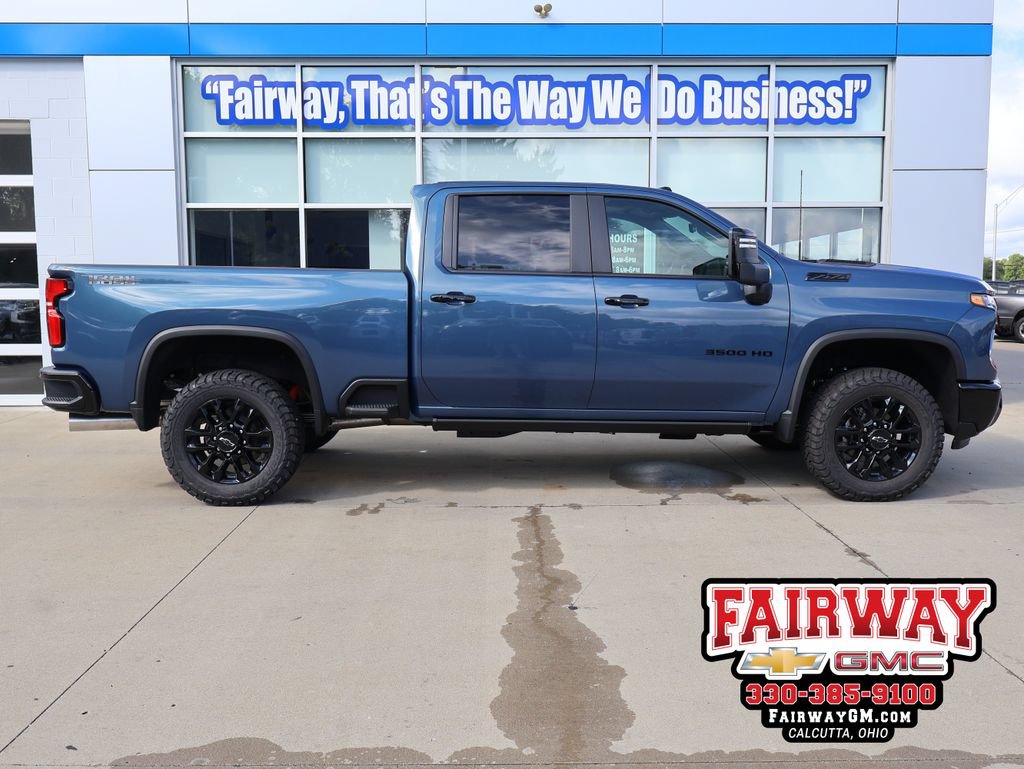 New 2026 Chevrolet Silverado 3500 LT AWD/4WD image 2