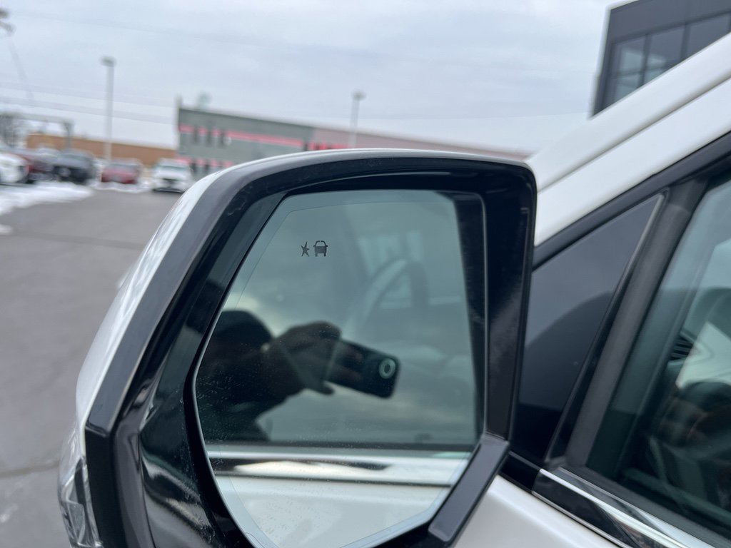 Used 2021 Chevrolet Tahoe High Country image 9