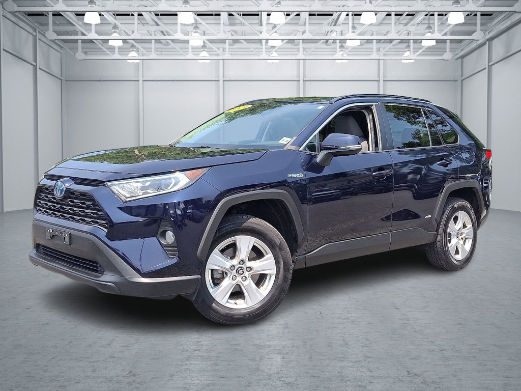 Used 2021 Toyota RAV4 XLE w/ Convenience Package