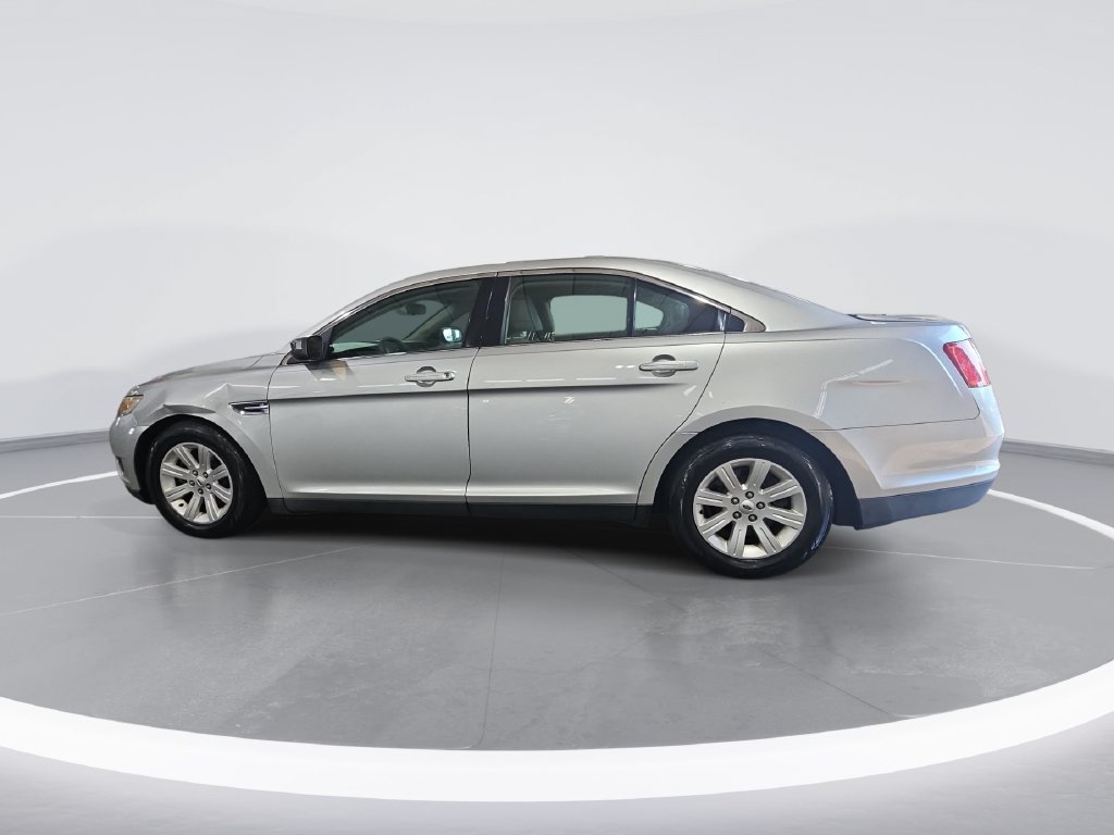 Used 2012 Ford Taurus SE FWD image 7