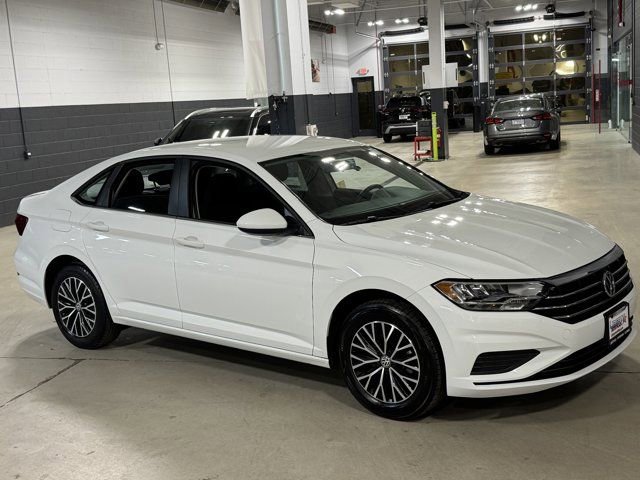 Used 2021 Volkswagen Jetta S image 4