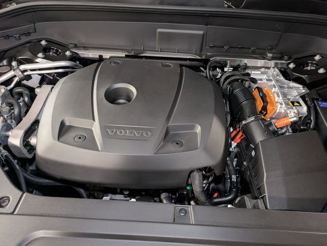 New 2026 Volvo XC90 T8 Ultra w/ Protection Package image 11