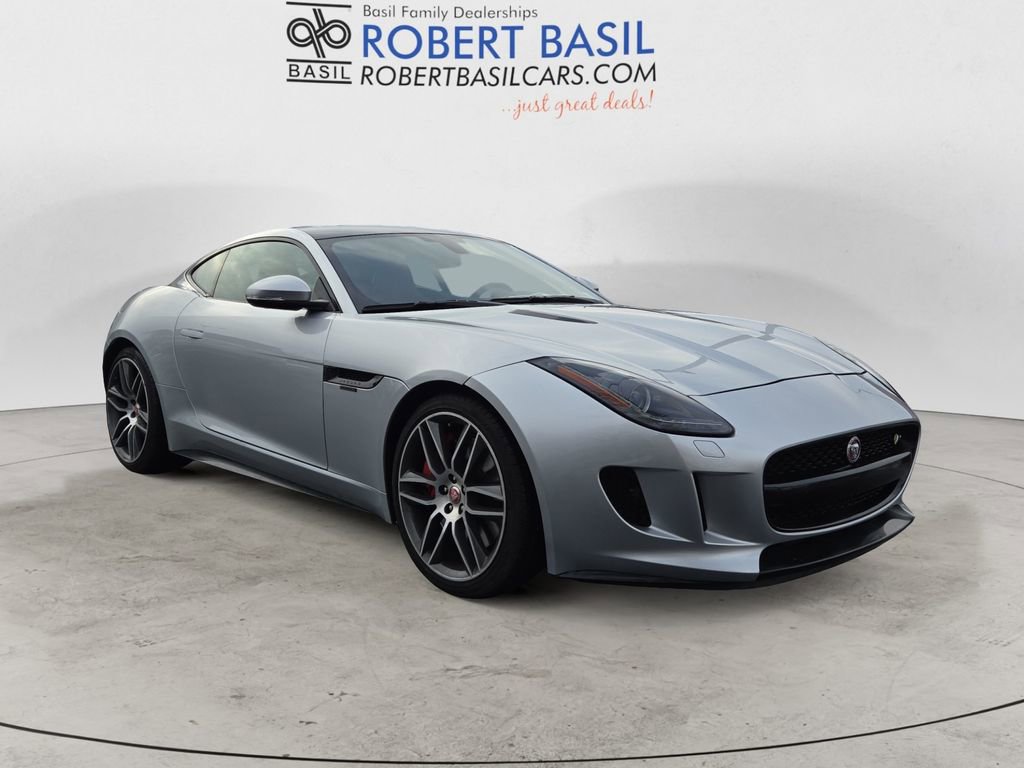 Used 2015 Jaguar F-TYPE R image 7