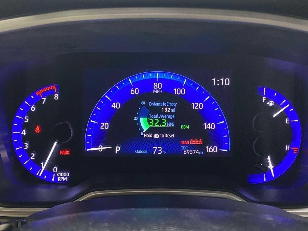 Used 2021 Toyota Corolla XSE FWD image 26