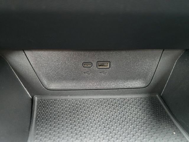 Used 2025 Chevrolet Equinox LT w/ Convenience Package II FWD image 6