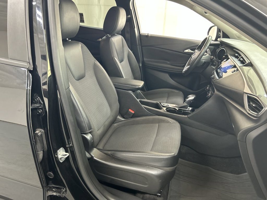 Used 2021 Buick Encore GX Select FWD image 22