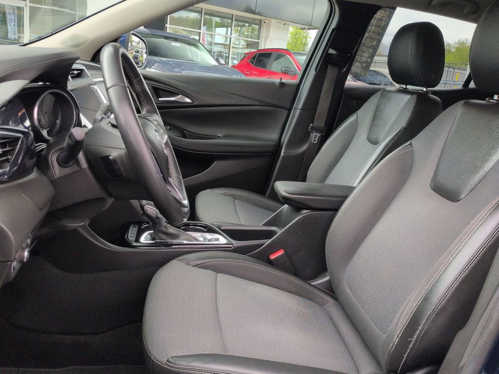 Certified 2023 Buick Encore GX Select AWD/4WD image 12