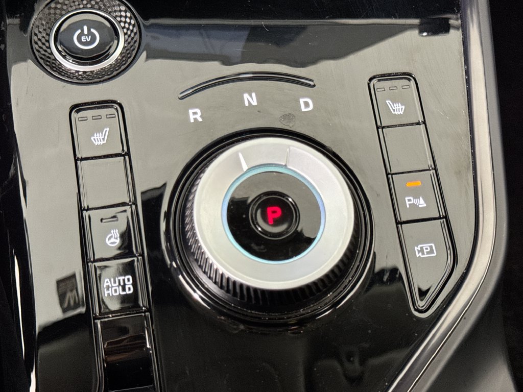 Used 2023 Kia Niro Wind w/ Wind Preserve Package FWD image 16