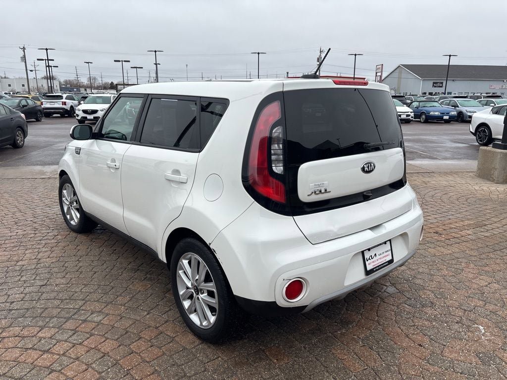 Used 2019 Kia Soul + FWD image 7
