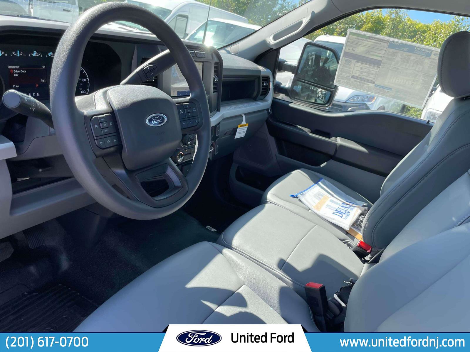 New 2023 Ford F250 XL w/ FX4 Off-Road Package AWD/4WD image 11