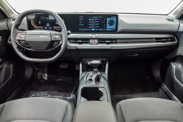 Used 2025 Kia K4 FWD image 26