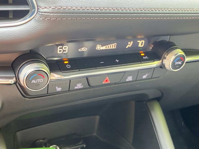 Used 2022 MAZDA MAZDA3 s FWD image 26