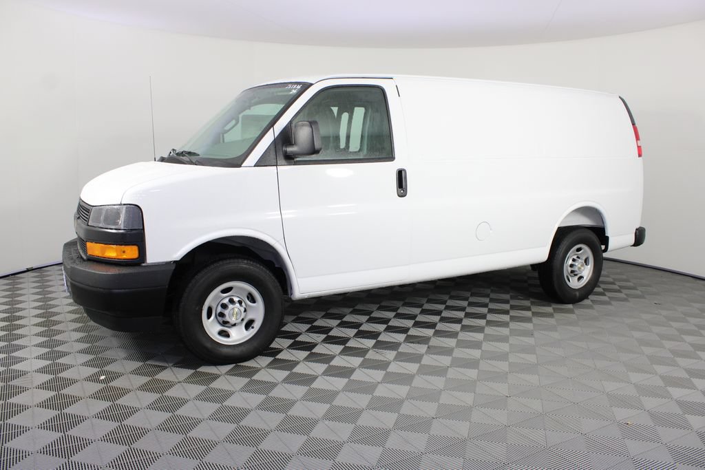 New 2026 Chevrolet Express 2500 RWD image 2