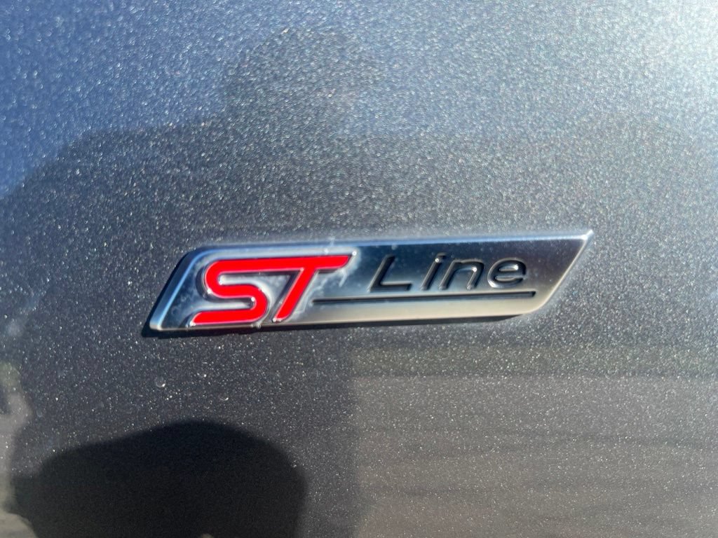 Used 2023 Ford Escape ST-Line w/ Tech Pack #1 FWD image 15