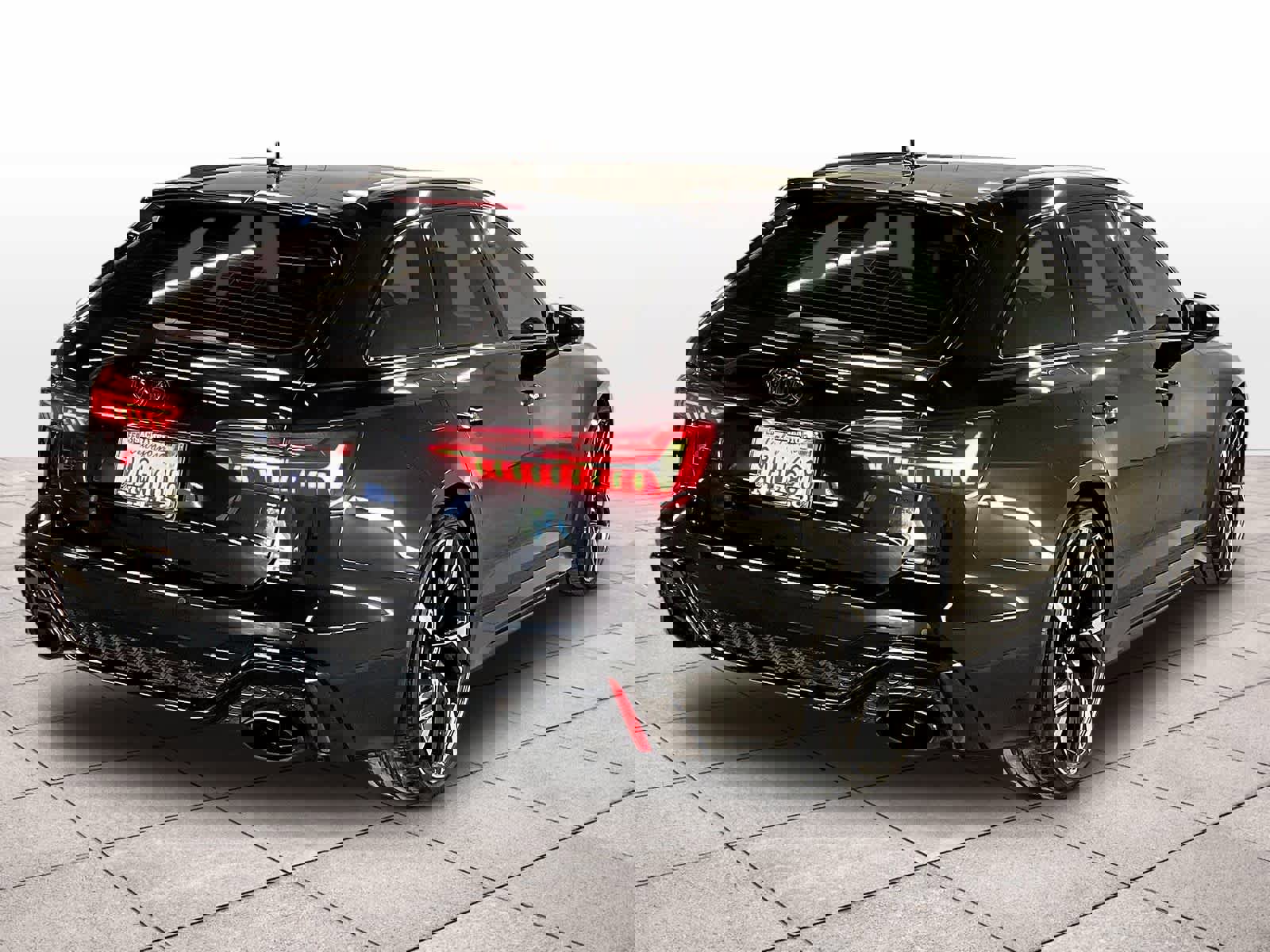 Used 2022 Audi RS 6 w/ Executive Package image 14