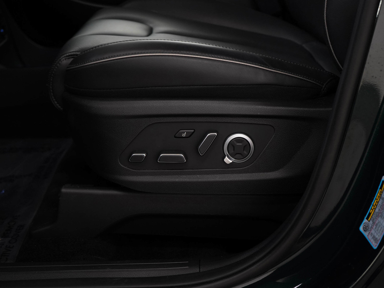 Used 2025 Hyundai Palisade Calligraphy image 24