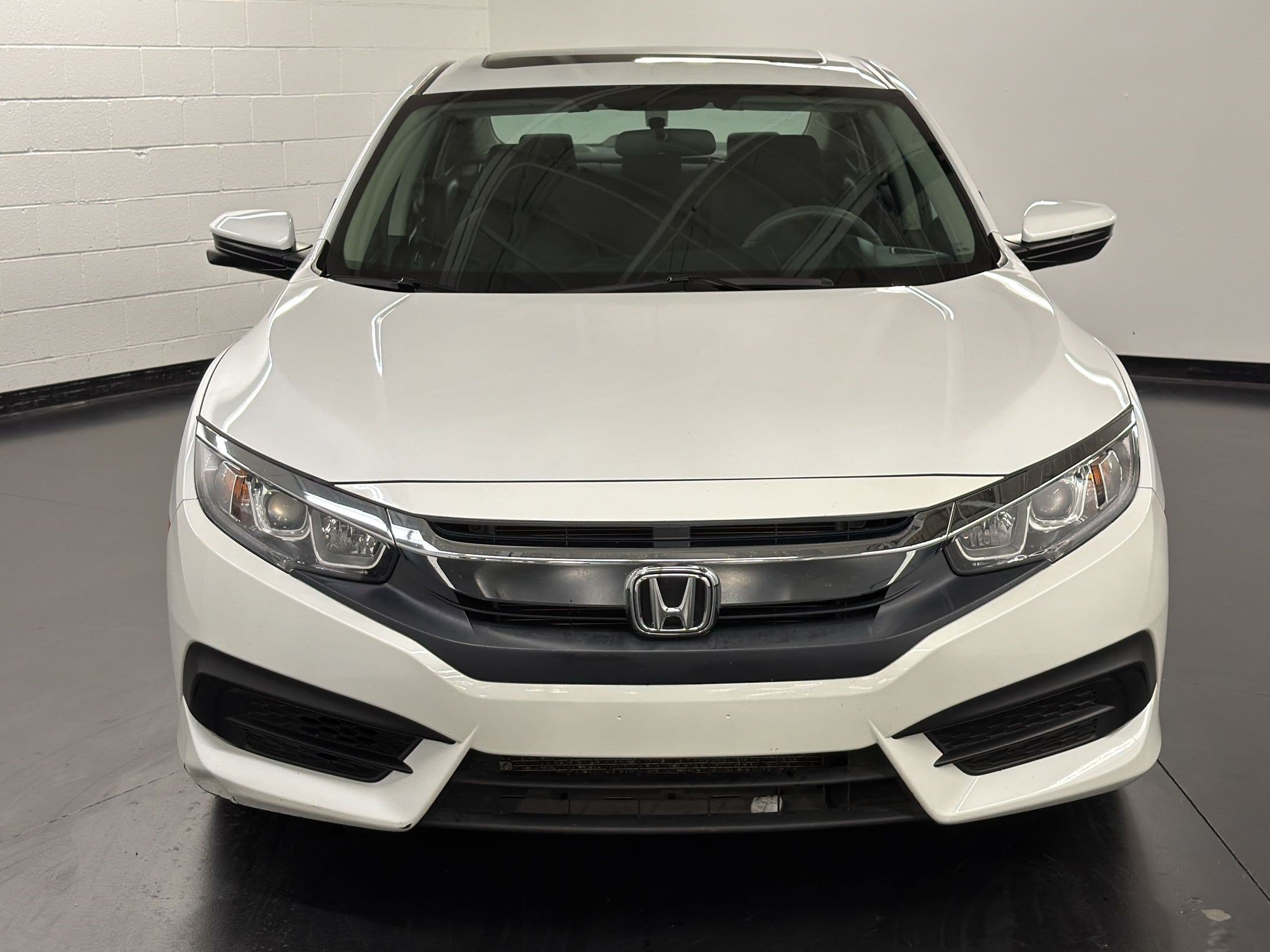 Certified 2018 Honda Civic EX image 6