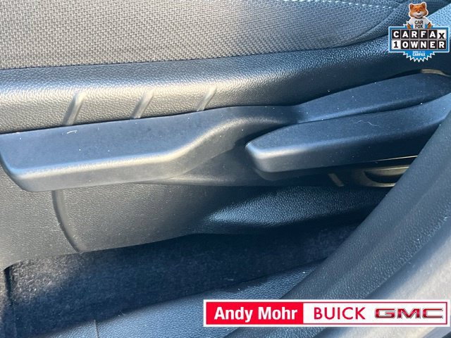 Used 2025 Chevrolet Equinox LT w/ Safety and Technology Package FWD image 19