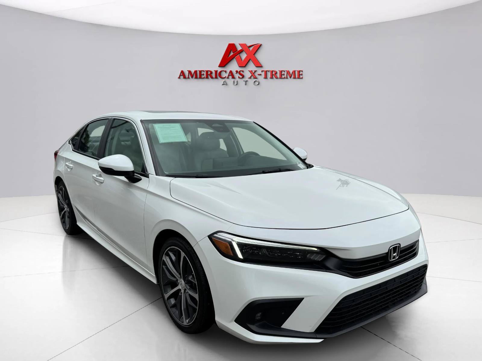 Used 2024 Honda Civic Touring image 8