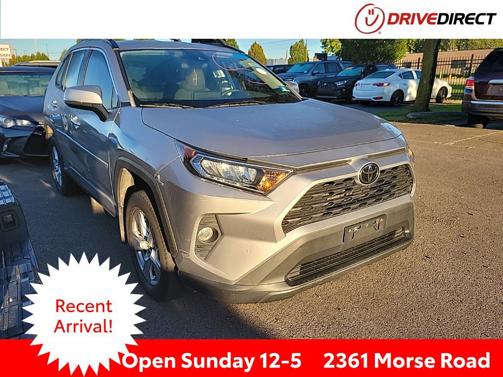 Used 2020 Toyota RAV4 XLE w/ All Weather Liner Package